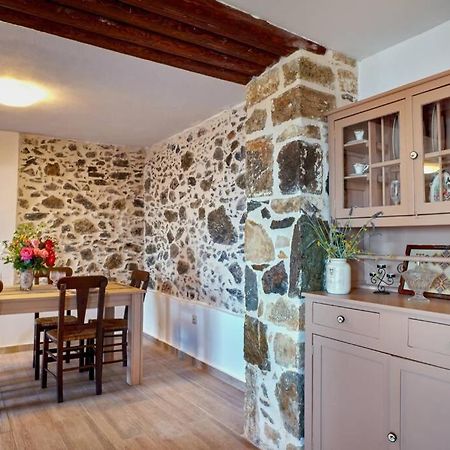 Maria'S Cozy Stonehouse Villa Kerames Esterno foto