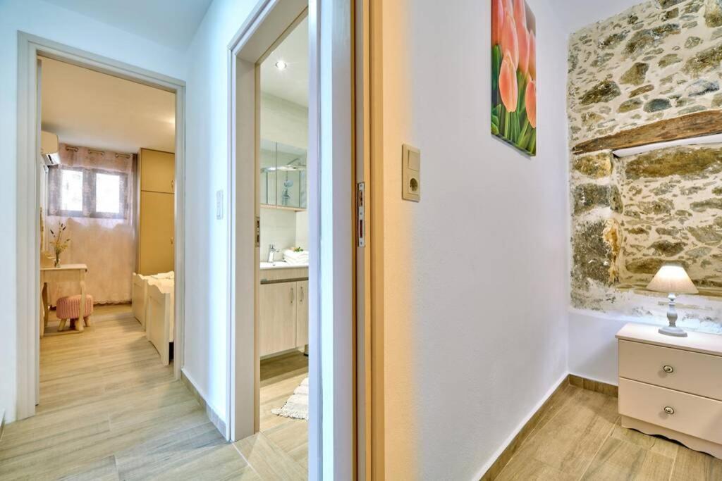 Maria'S Cozy Stonehouse Villa Kerames Esterno foto