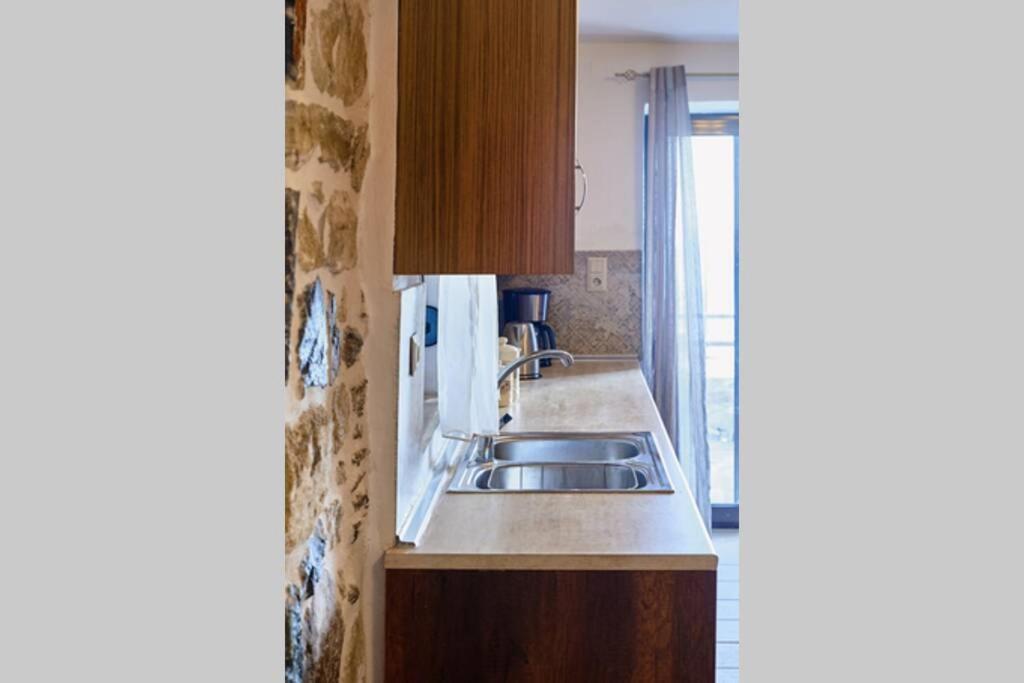 Maria'S Cozy Stonehouse Villa Kerames Esterno foto