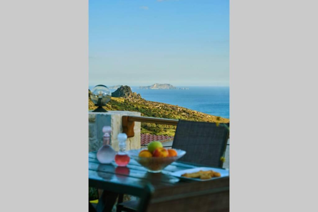 Maria'S Cozy Stonehouse Villa Kerames Esterno foto