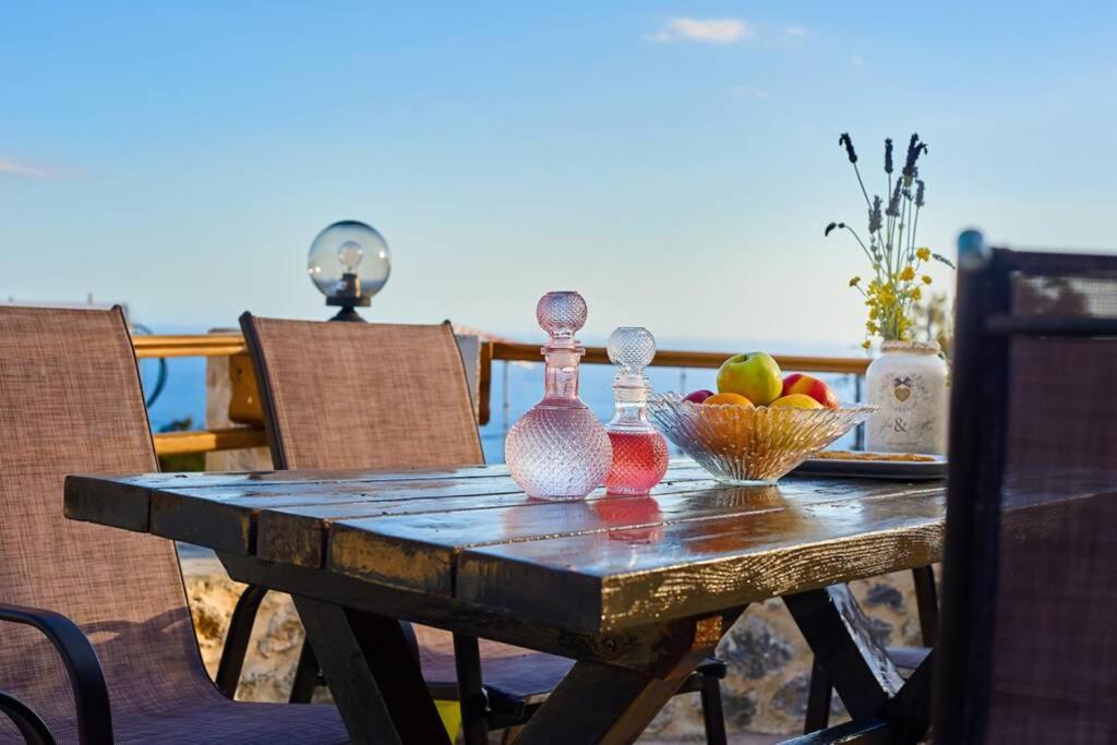 Maria'S Cozy Stonehouse Villa Kerames Esterno foto